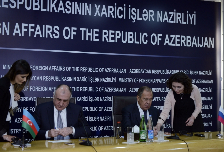 Une enveloppe signée à l’occasion des 25 ans de l‘établissement des relations diplomatiques entre l’Azerbaïdjan et la Russie