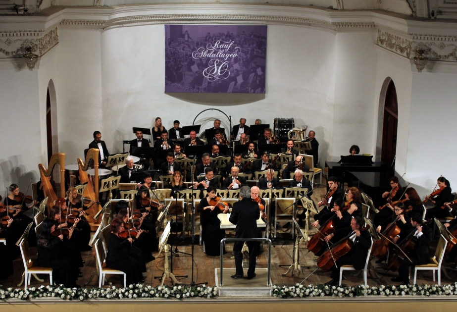 Xalq Artisti Rauf Abdullayevin sənət işığında