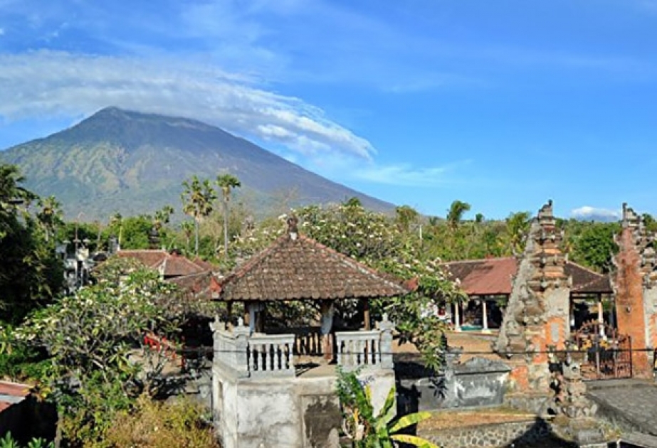 Bali adasında vulkan püskürməsi başlayıb