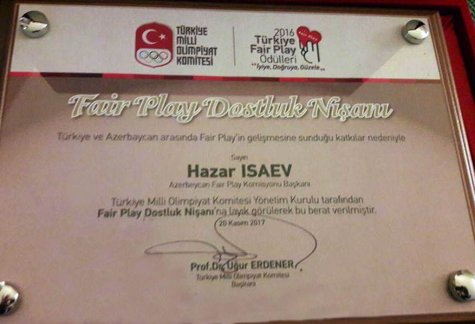 MOK-un vitse-prezidenti Xəzər İsayev Türkiyədə “Fair Play Dostluq Nişanı” ilə təltif edilib
