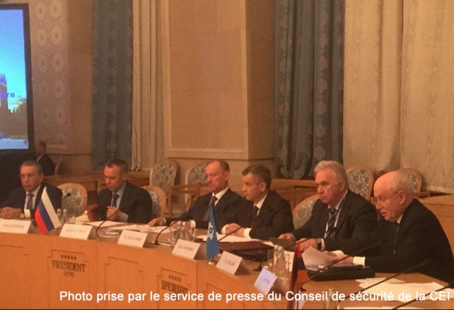 Le chef de l’Administration présidentielle Ramiz Mehdiyev a pris part à la 5e réunion des secrétaires des conseils de Sécurité des Etats membres de la CEI à Moscou