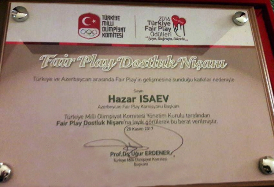 Vice-president of Azerbaijan National Olympic Committee awarded “Fair Play Friendship Badge”