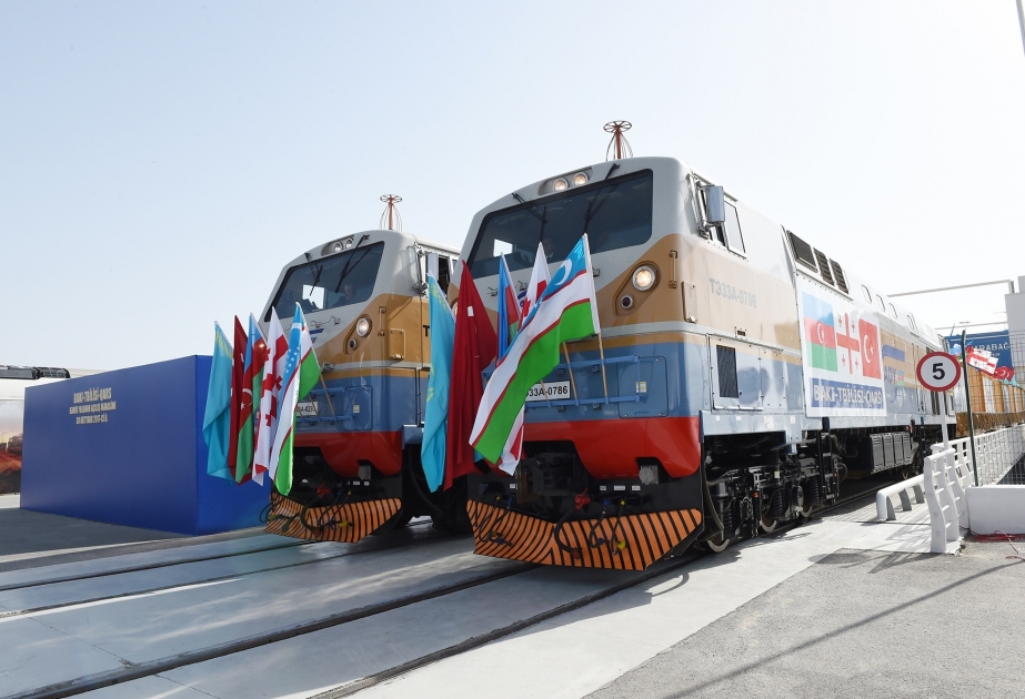 В Китае состоится презентация железной дороги Баку-Тбилиси-Карс