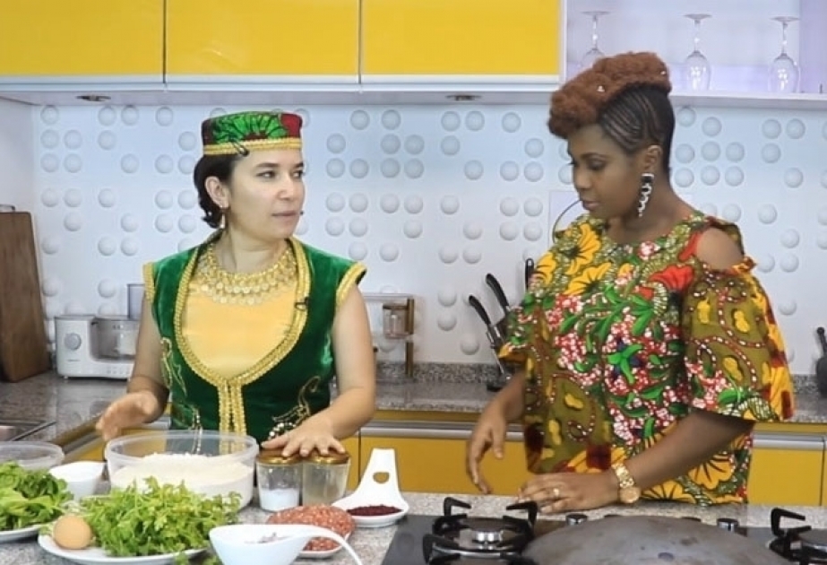 Nigeriyanın məşhur STV telekanalı Azərbaycan mətbəxi silsiləsindən növbəti verilişini təqdim edib VİDEO