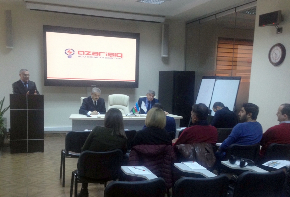 “Azərişıq” ASC elektroenergetikadan yazan jurnalistlər üçün seminar keçirir