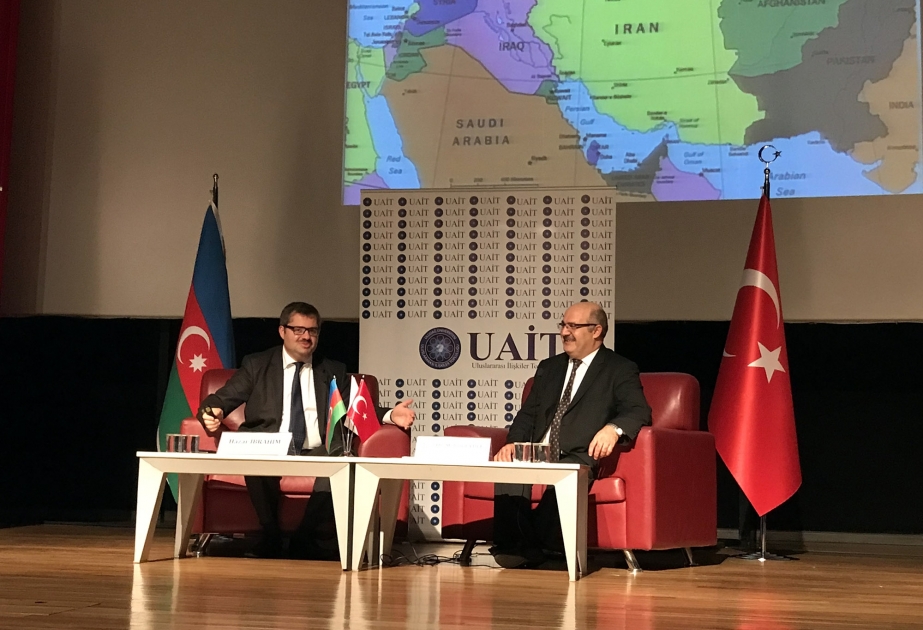 Türkiyənin Uludağ Universitetinin kollektivi Azərbaycanın regional diplomatiyası haqqında məlumatlandırılıb
