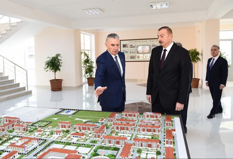 Prezident İlham Əliyev Tərtərdə 1170 məcburi köçkün ailəsi üçün salınan yeni yaşayış kompleksi ilə tanış olub YENİLƏNİB VİDEO