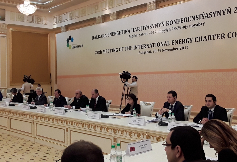 Aşqabadda keçirilən Enerji Xartiyası Konfransının sessiyasında Azərbaycan da təmsil olunur
