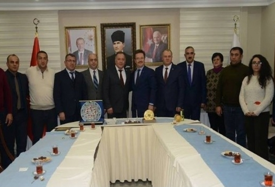 Beynəlxalq Diaspor Mərkəzinin sədri İğdır valisi ilə görüşüb