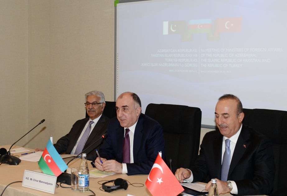 Elmar Məmmədyarov: Üçtərəfli görüşdə əsasən iqtisadi əməkdaşlığın inkişafı məsələləri müzakirə olundu