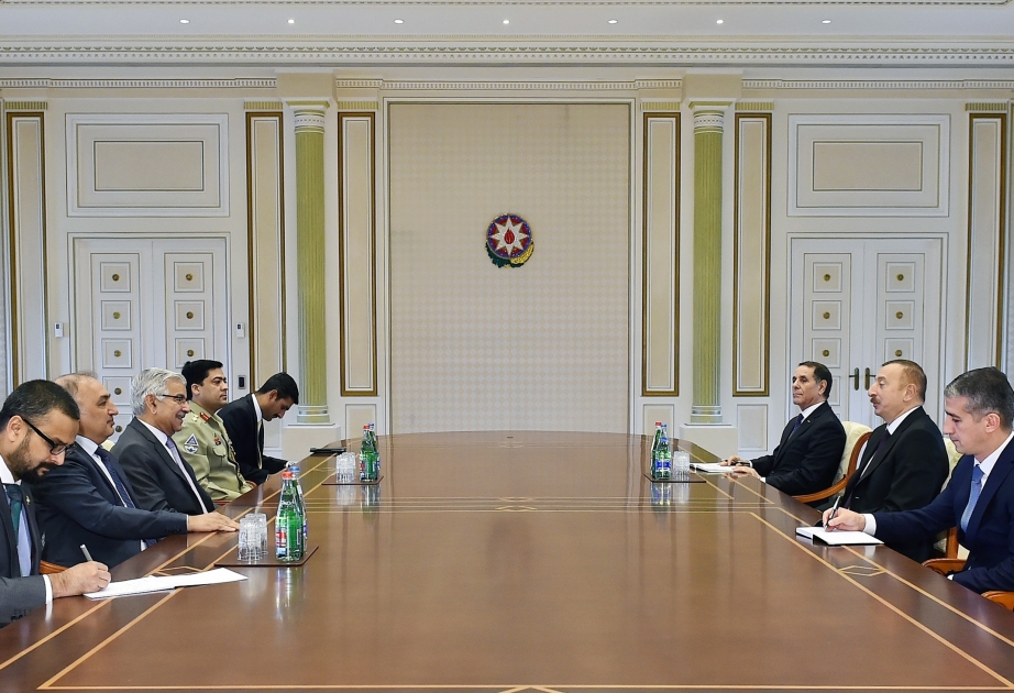 伊利哈姆·阿利耶夫总统接见巴基斯坦外交部长率领的代表团