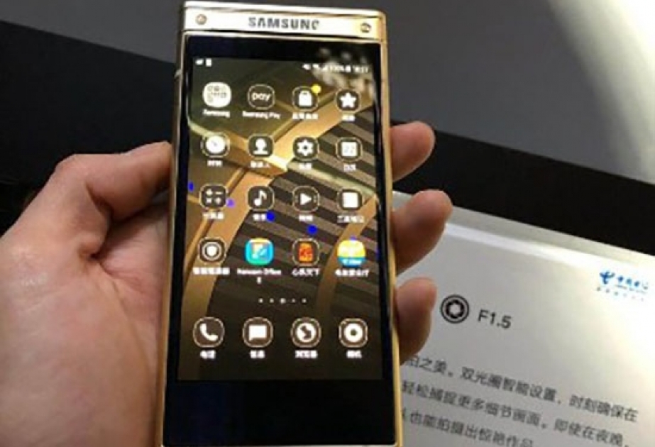 Yeni “Samsung W2018” smartfonu iki ekrana malikdir