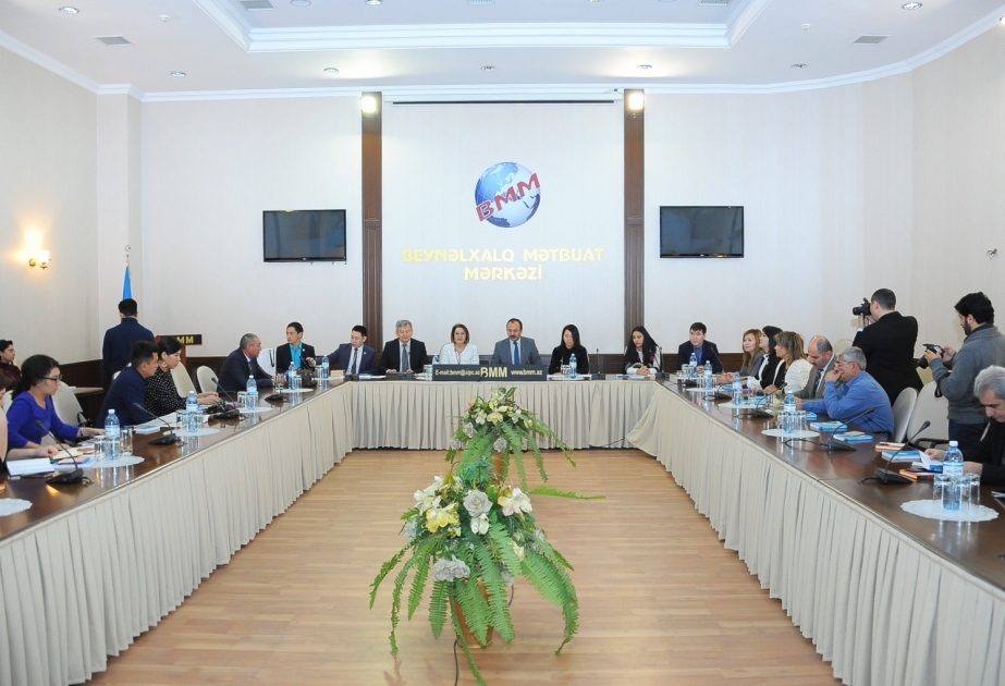 Qardaş xalqların ədəbiyyatına yeni töhfə - “Yeni Qazax şeiri antologiyası”
