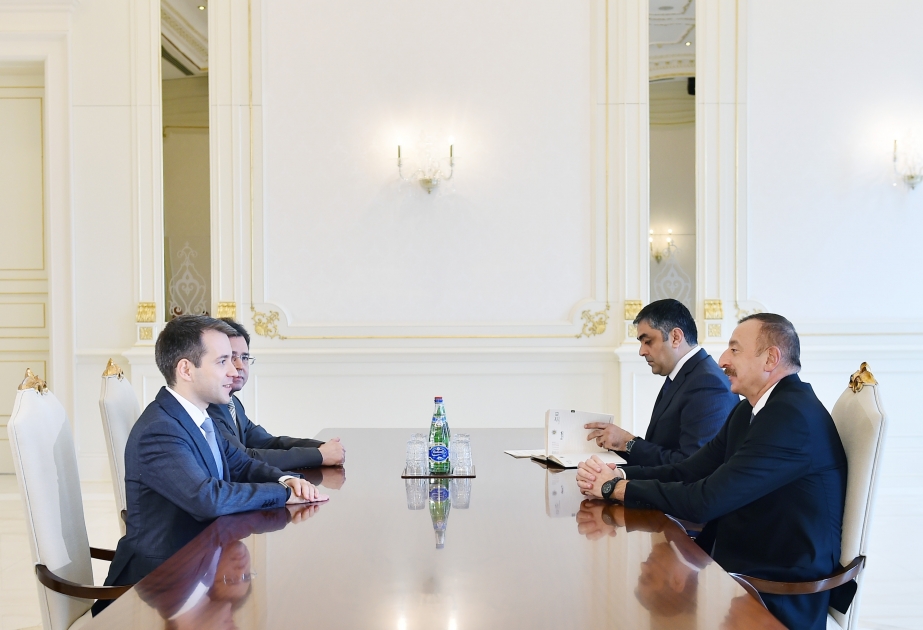 伊利哈姆·阿利耶夫总统接见俄罗斯通信和大众传媒部长