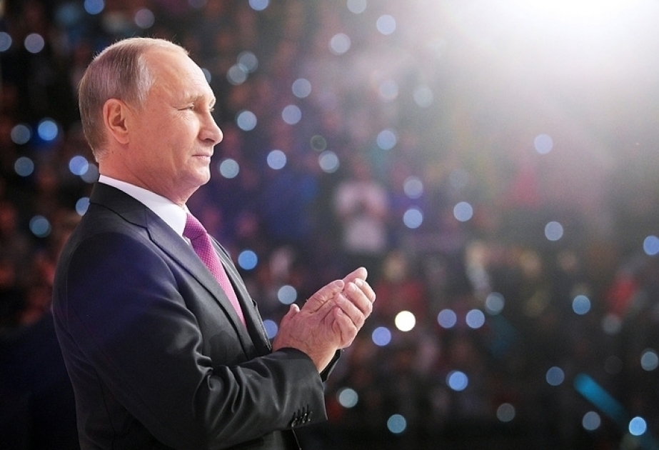 Vladimir Putin növbəti prezident seçkilərində namizədliyini irəli sürəcək VİDEO