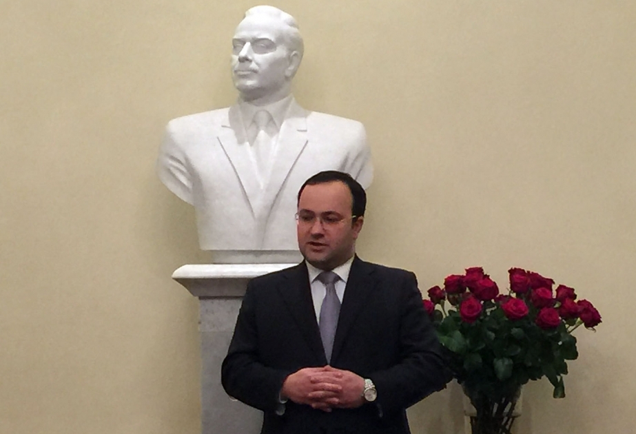 Ümummilli lider Heydər Əliyevin xatirəsi Niderlandda da yad olunub