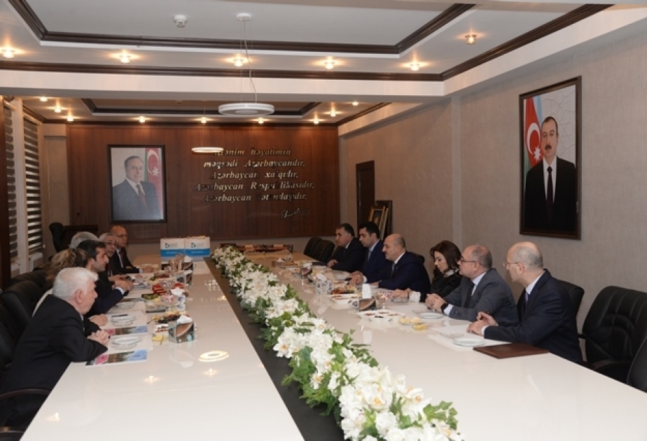 Türkiyənin İzmit bələdiyyəsi ilə Bakının Nəsimi rayonu arasında əlaqələrin inkişaf perspektivləri müzakirə olunub
