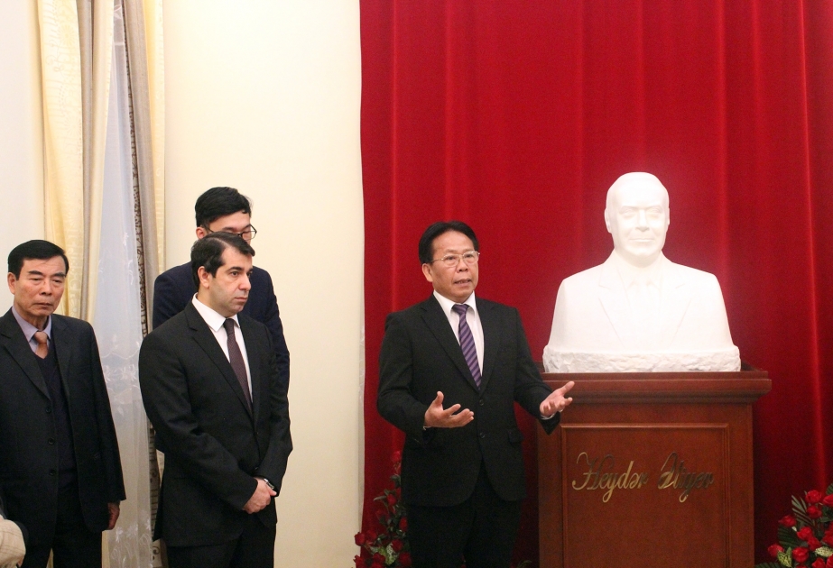 Nqiem Vu Xay: Görkəmli dövlət xadimi Heydər Əliyev Vyetnama böyük diqqət göstərib