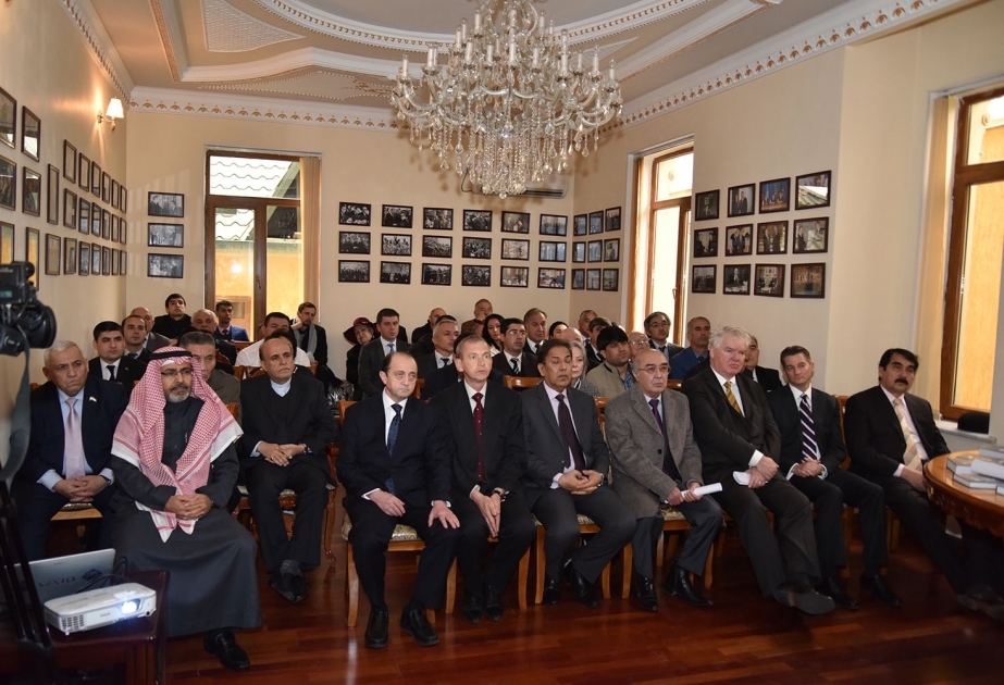 Tacikistanda keçirilən anım tədbirində Ulu Öndərin Azərbaycan dövləti və xalqı qarşısındakı xidmətlərindən bəhs olunub
