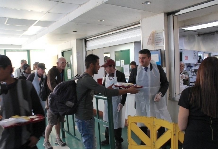 Around 1000 homeless people receive hot meals in San Diego in memory of national leader Heydar Aliyev