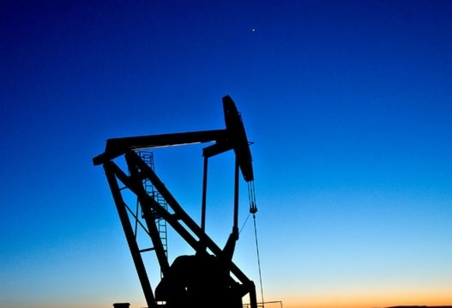 Noyabrda qlobal neft təklifi artıb
