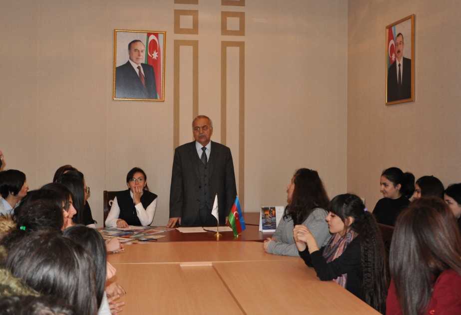 Tələbələr reproduktiv sağlamlıqla bağlı məlumatlandırılıblar