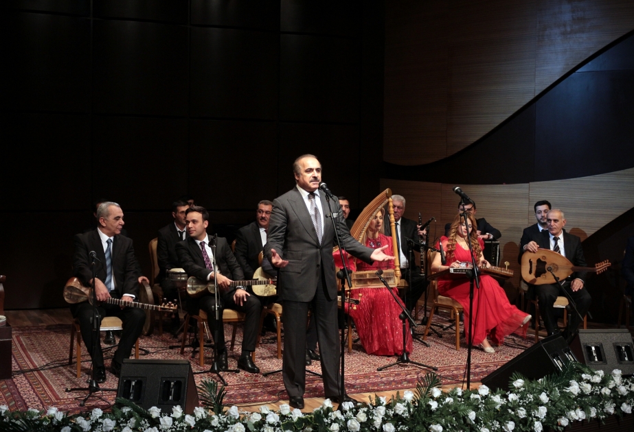 Görkəmli tarzən Əhməd Bakıxanovun xatirəsi yad edilib