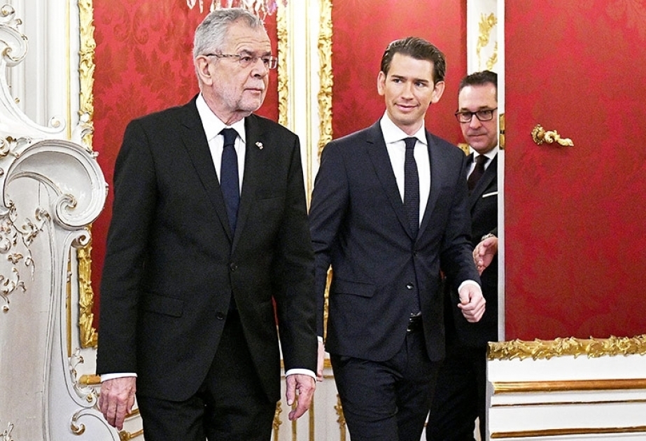 Austrian president approves coalition government