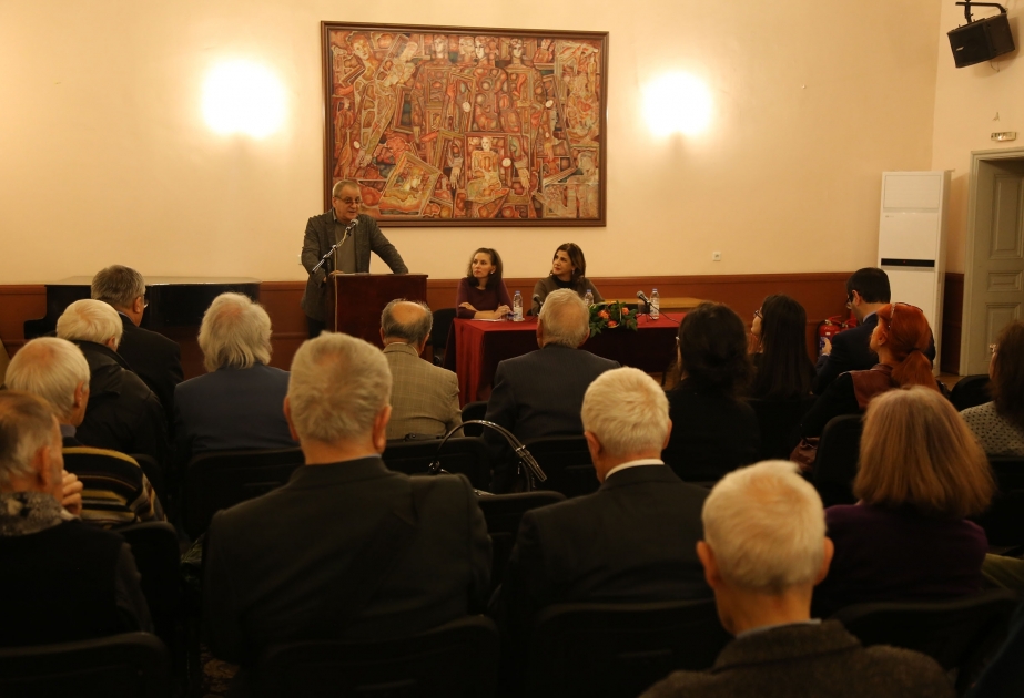 Azərbaycan ədəbiyyatı Sofiyada təqdim olunub