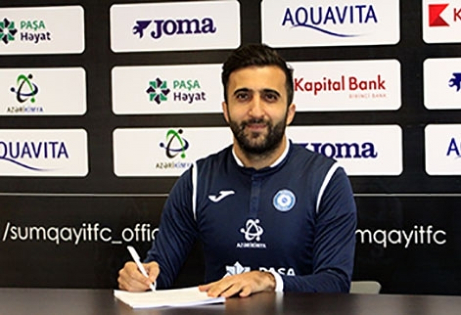 Elnur Abdullayev “Sumqayıt” ilə müqavilə imzalayıb