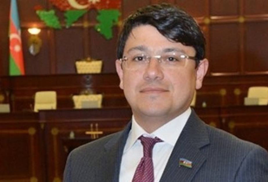 Milli Məclisin deputatları ilə jurnalistlər arasında futbol yarışı keçiriləcək