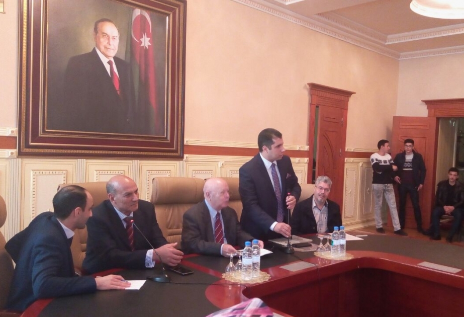 Ərəb alimləri Bakıdadır