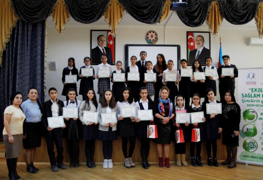 “Yaşıl həyat” mövzusunda rəsm müsabiqəsinin qalibləri mükafatlandırılıb