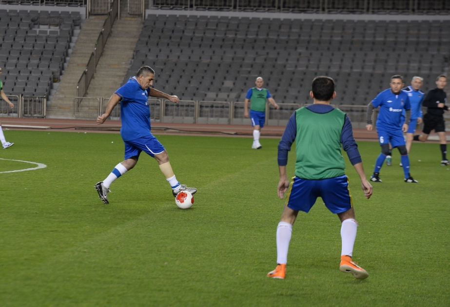 Milli Məclisin deputatları ilə jurnalistlər arasında futbol yarışı keçirilib