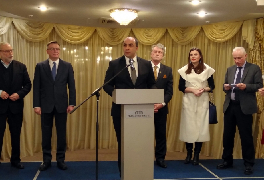 Dünya Azərbaycanlılarının Həmrəyliyi Günü Kiyevdə qeyd edilib