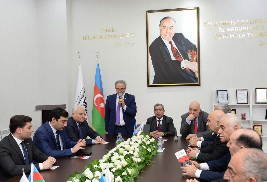 Azərikitab-Kitab Təbliğatı Mərkəzi diplomla təltif edilib