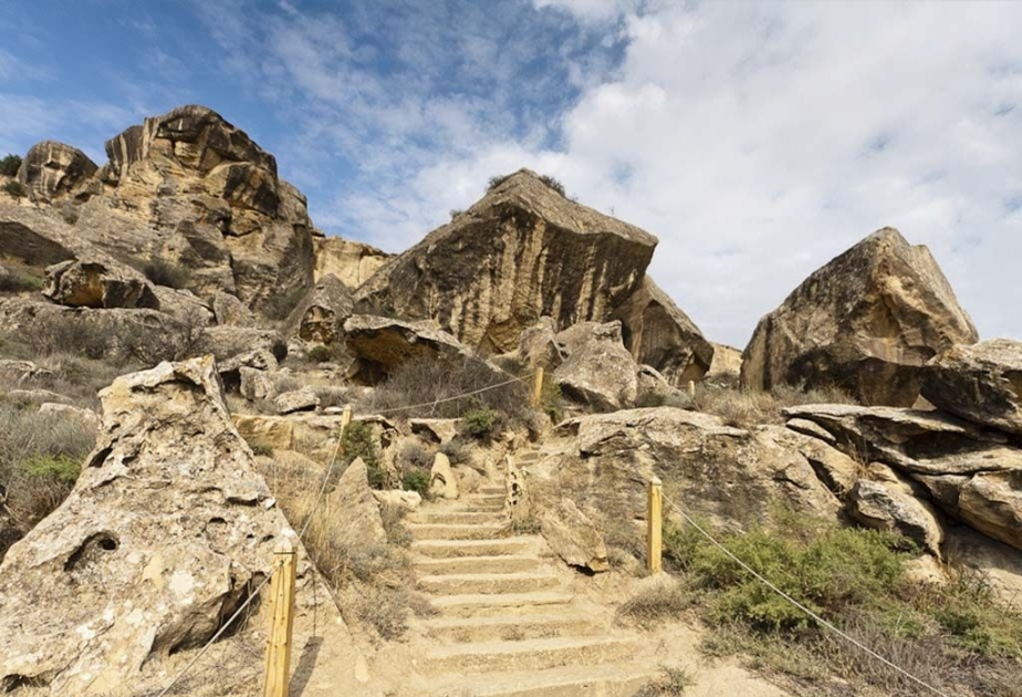 Ötən il Qobustan Milli Tarix-Bədii Qoruğunu 80 mindən çox turist ziyarət edib