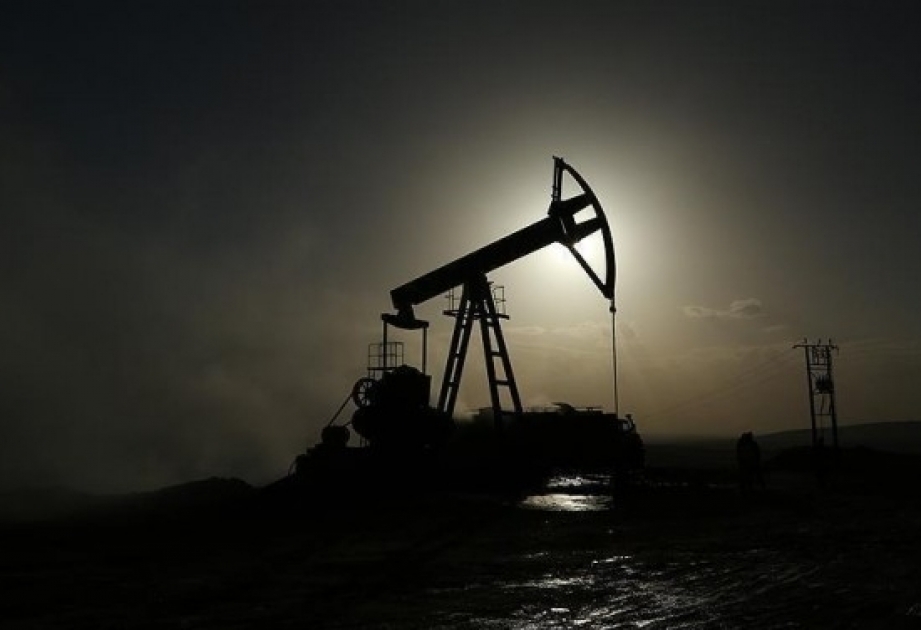 “Moody's”: Cari ildə neftin qiyməti 40-60 dollar/barrel arasında dəyişəcək