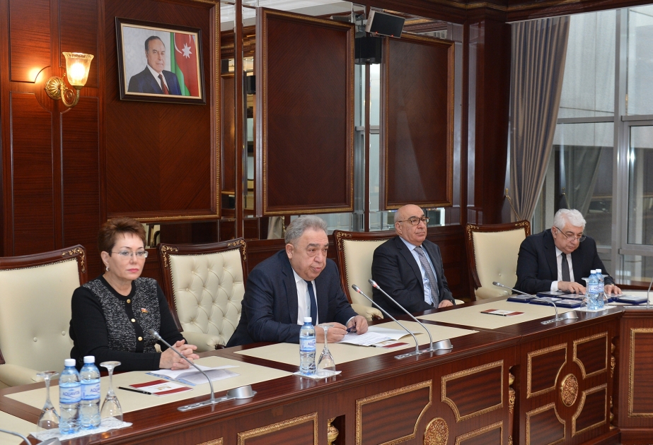 Milli Məclisdə MDB PA Şurasının fərqlənmə nişanları təqdim edilib