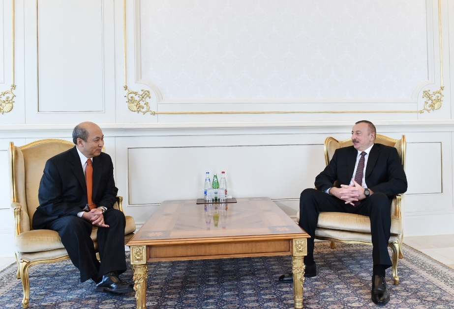 Staatspräsident Ilham Aliyev empfängt neuen Botschafter der Mongolei VIDEO