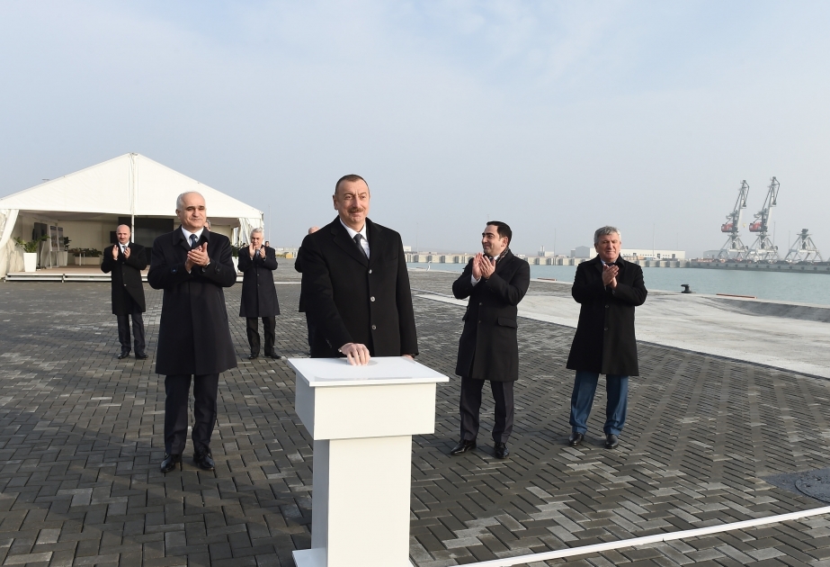 Le président Ilham Aliyev inaugure le terminal RO-RO dans le Port de commerce maritime international de Bakou VIDEO