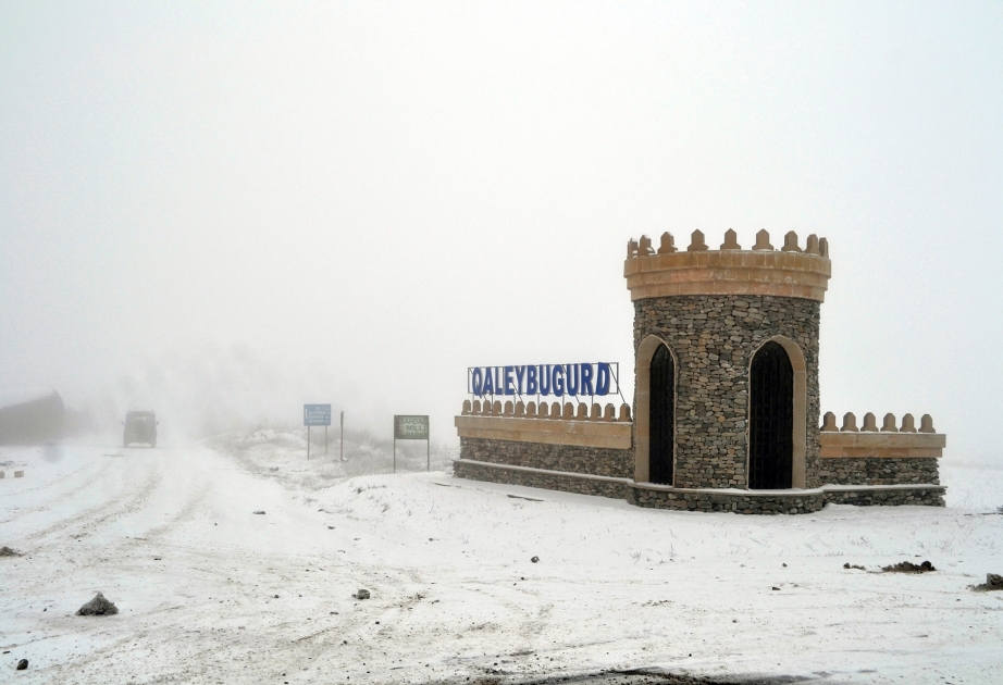 Der Winter hüllt Schamachi in Weiß