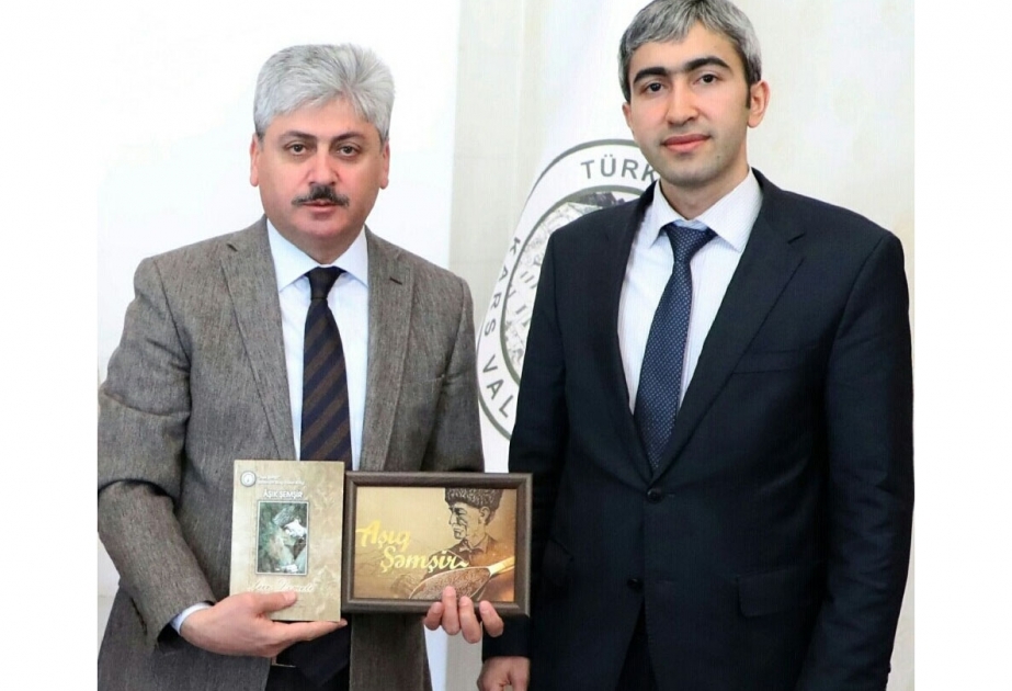 “Aşıq Şəmşir” Mədəniyyət Ocağının nümayəndəsi Qarsda Sarıqamış şəhidlərini anma mərasimində iştirak edib