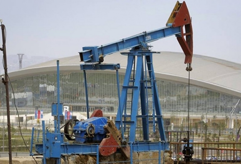 Azerbaijani oil price exceeds $72