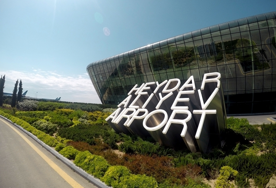 2017 im Internationalen Flughafen Heydar Aliyev 4 Millionen Passagiere abgefertigt