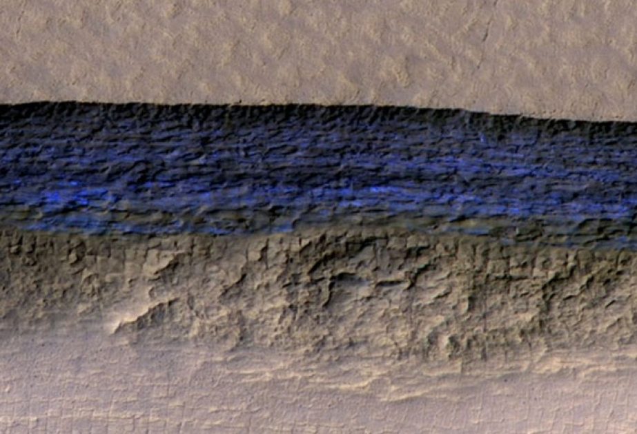Entdeckung junger Eisschichten auf dem Mars entzückt Forscher 
