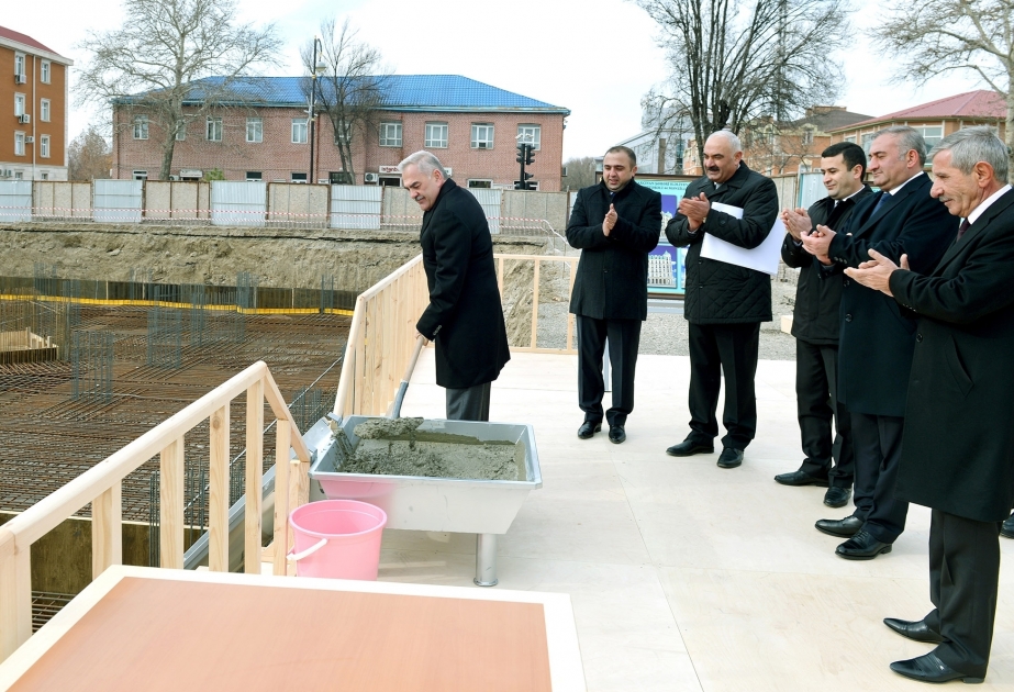 В городе Нахчыван заложен фундамент современного жилого здания