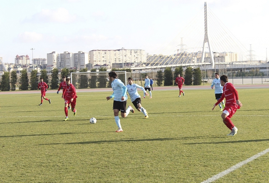 “Zirə” futbol klubu yoxlama oyunu keçirib