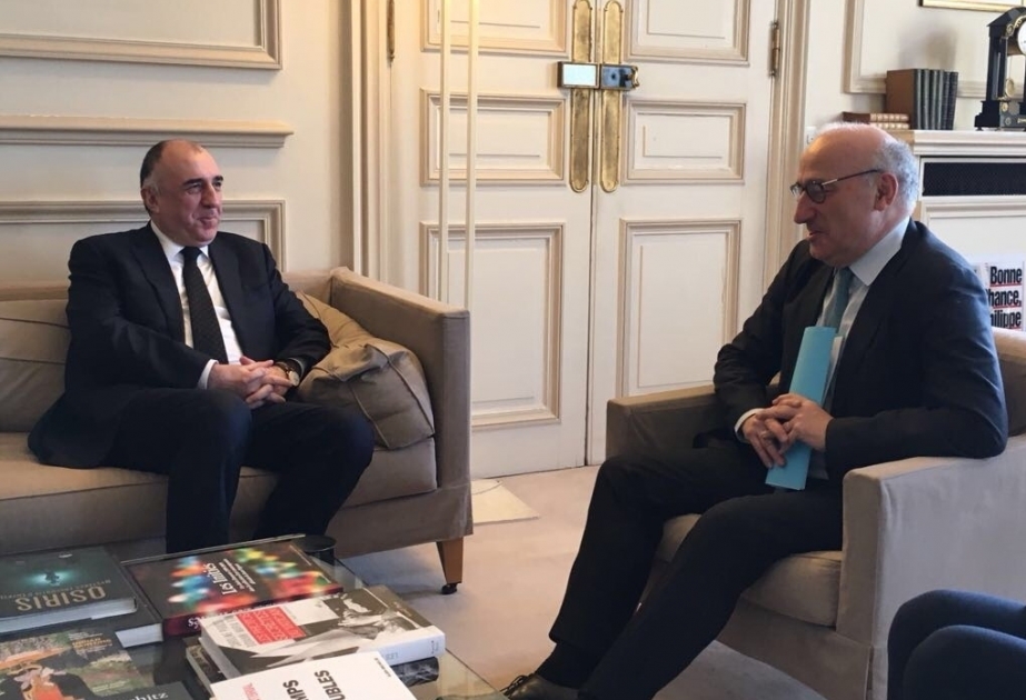法国总统外事顾问了解有关亚美尼亚与阿塞拜疆冲突的信息