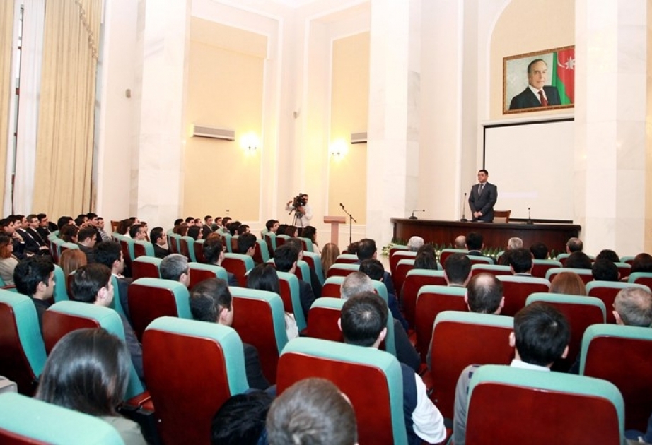 İqtisadiyyat Nazirliyində 20 Yanvar şəhidlərinin xatirəsi yad edilib